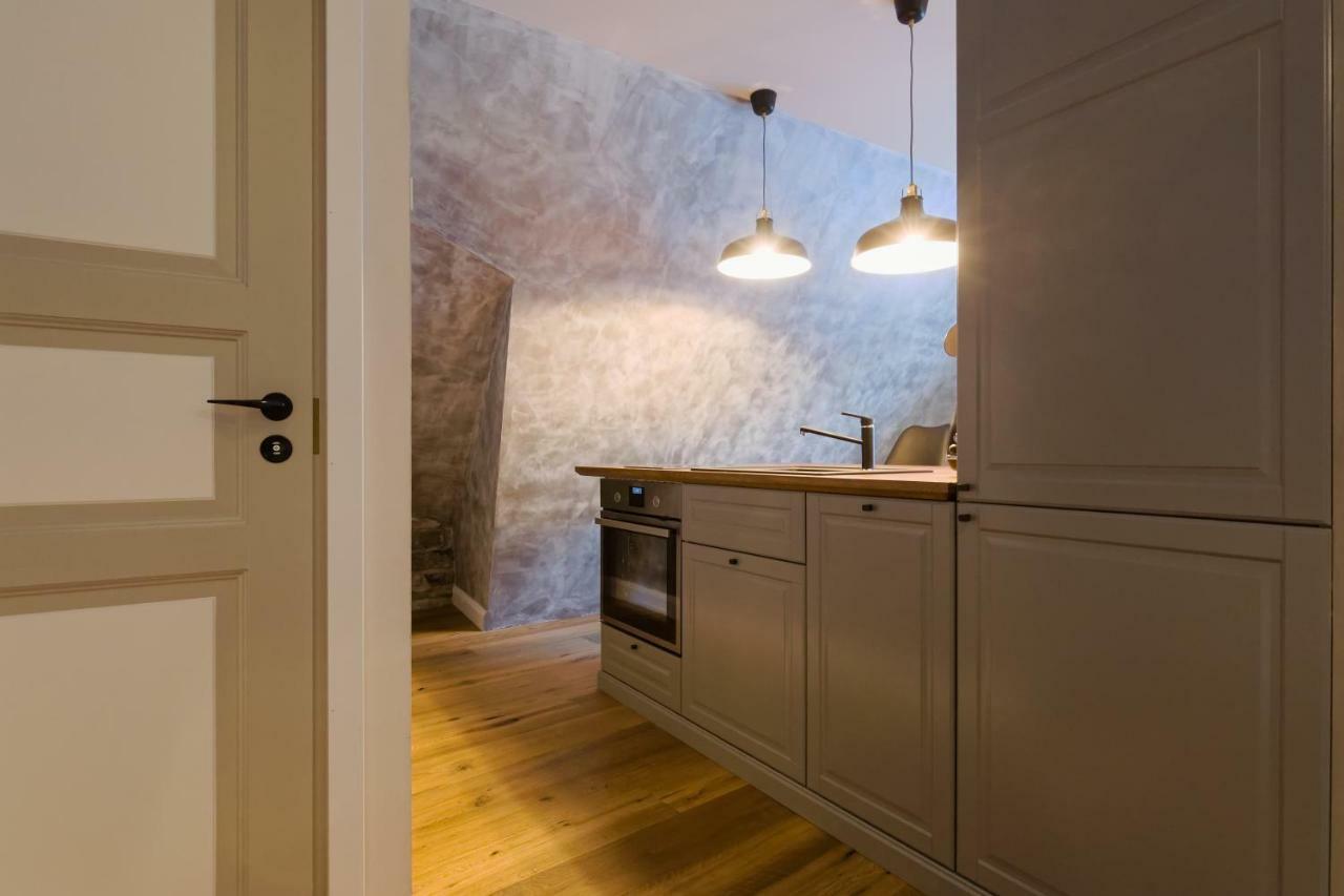 Niguliste 6 Old Town Penthouse Apartment *