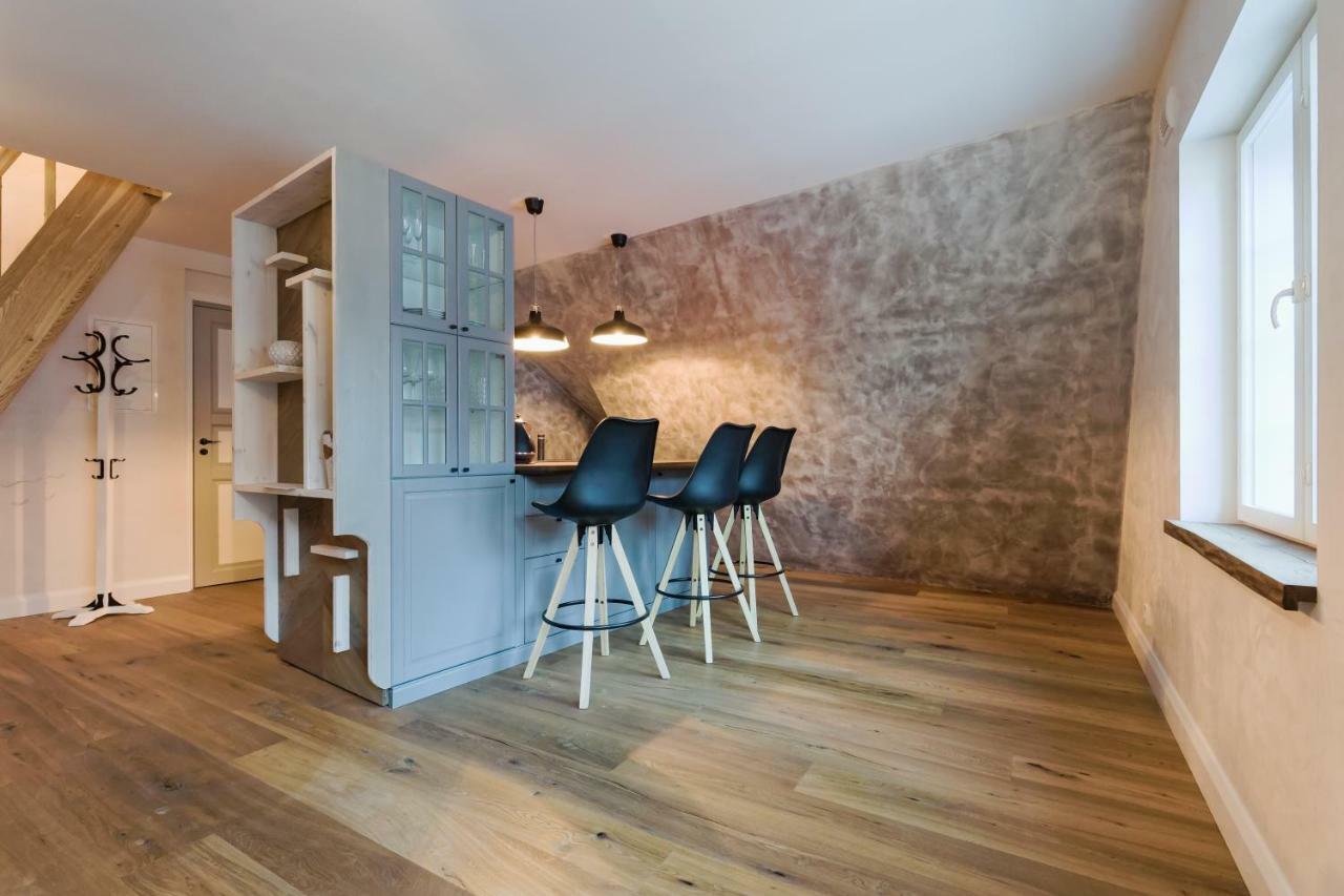 Niguliste 6 Old Town Penthouse Apartment *
